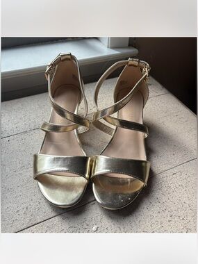 Dream Pairs Metallic Gold Strappy Heeled Sandals